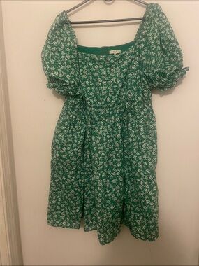 easel Green Floral Puff-Sleeve Dress
